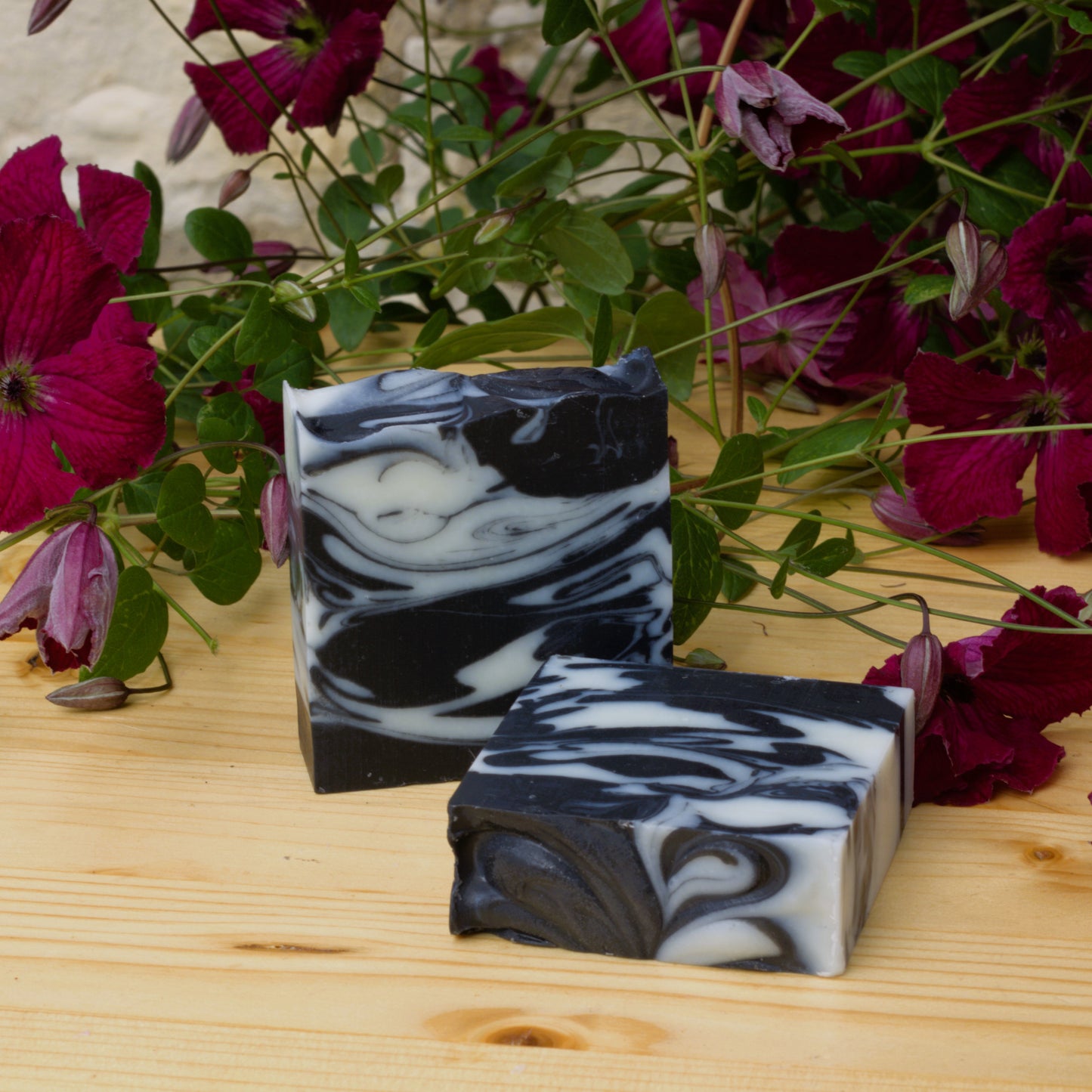 Tea Tree, Eucalyptus & Activated Charcoal - 100g Natural Soap Bar